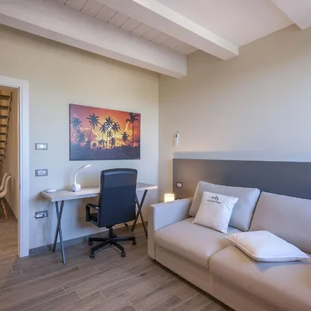 Casale Astralis 13 By Marche *