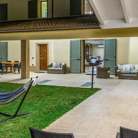 Casale Astralis 13 By Marche * Saltara