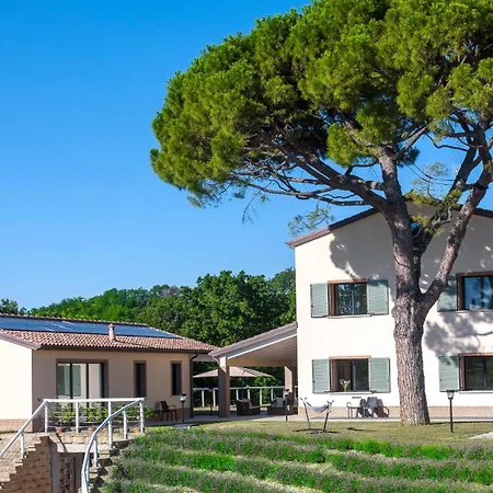 Casale Astralis 11, Emma