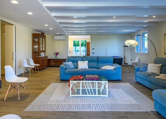 Casale Astralis 13 By Marche Villa *